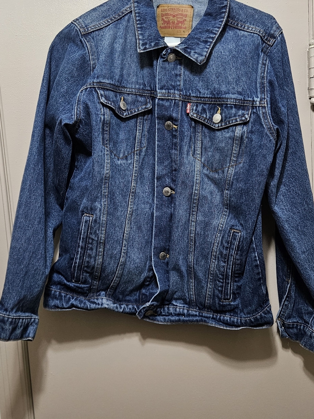 Levis Type III Denim Trucker Jacket Acid Wash Tagged XL Fits Smaller Youth 15-16